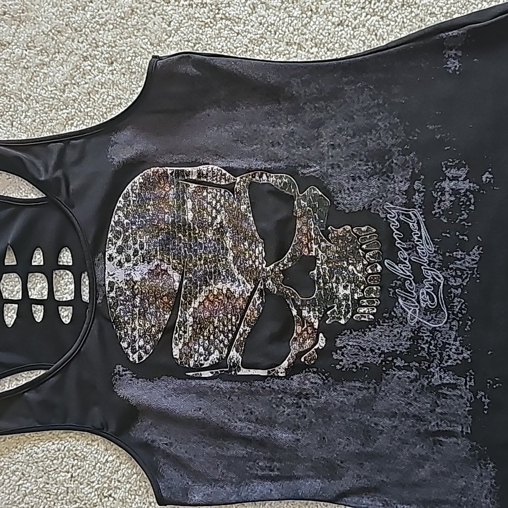 Shirt - Picture 4 of 5